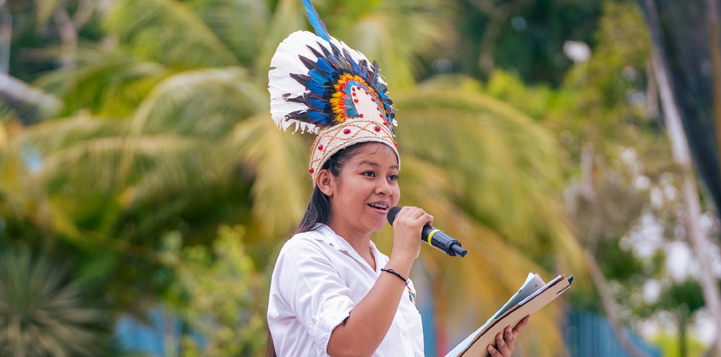 Estudiante de la Amazonía Estudiante de la Amazonía